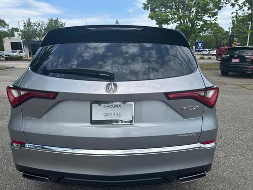 2024 Acura MDX Base