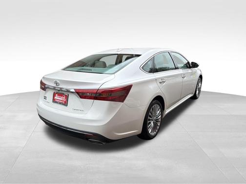 2016 Toyota Avalon Limited