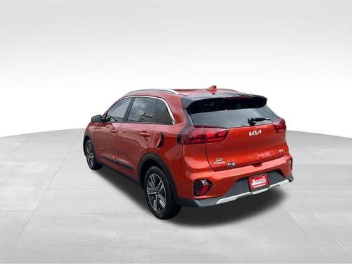 Solar Orange 2022 Kia Niro LXS
