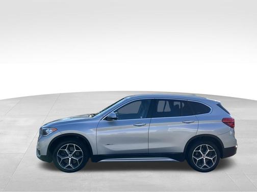 Glacier Silver Metallic 2018 BMW X1 xDrive28i