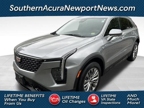 2025 Cadillac XT4 Premium Luxury