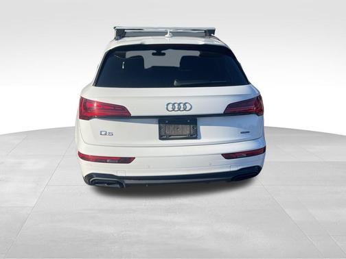 2025 Audi Q5 45 S line quattro Premium