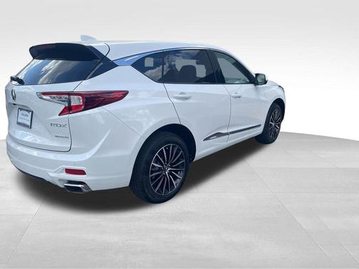 2025 Acura RDX Advance Package