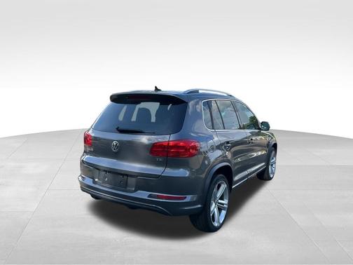 Pepper Gray 2016 Volkswagen Tiguan R-Line