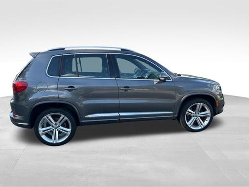 Pepper Gray 2016 Volkswagen Tiguan R-Line