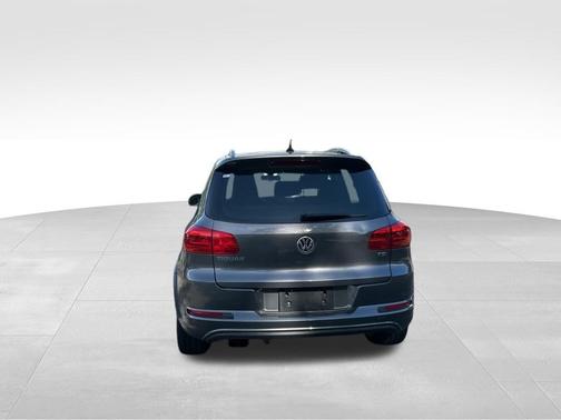 Pepper Gray 2016 Volkswagen Tiguan R-Line