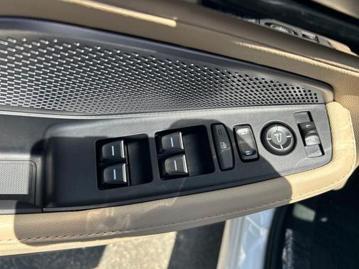 2025 Acura MDX Base