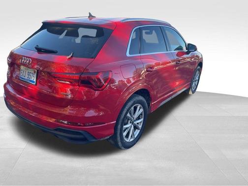 2025 Audi Q3 45 S line Premium