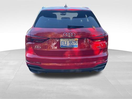 2025 Audi Q3 45 S line Premium