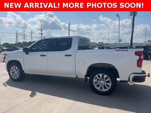 2023 Chevrolet Silverado 1500 Custom