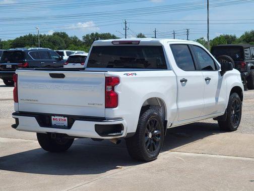 2023 Chevrolet Silverado 1500 Custom