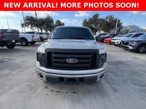2010 Ford F-150 XLT SuperCrew