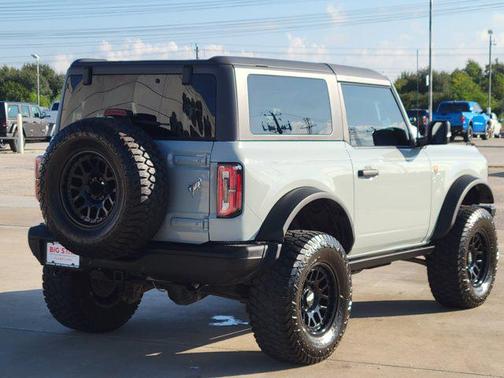 2022 Ford Bronco Badlands