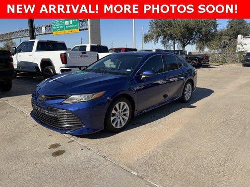 2018 Toyota Camry LE