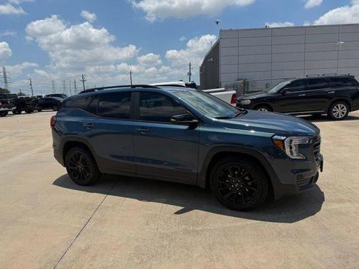 Downpour Metallic 2024 GMC Terrain SLE