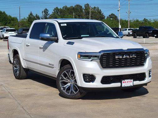 2025 RAM 1500 ST
