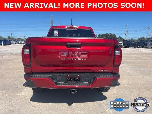 2024 GMC Canyon AT4