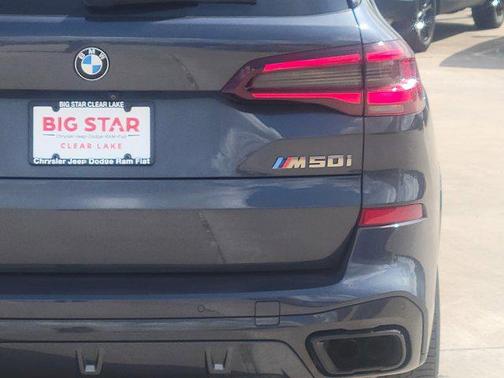 2021 BMW X5 M50i