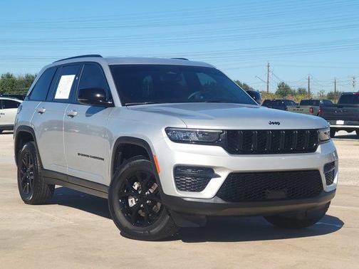 2024 Jeep Grand Cherokee Altitude