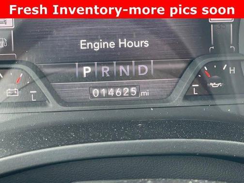 Bright White Clearcoat 2024 RAM 1500 Laramie