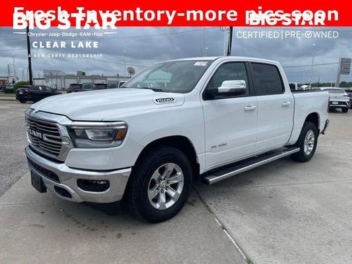 Bright White Clearcoat 2024 RAM 1500 Laramie