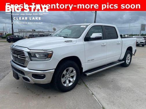 Bright White Clearcoat 2024 RAM 1500 Laramie
