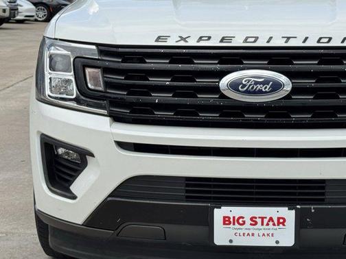 Star White Metallic Tri-Coat 2020 Ford Expedition XLT