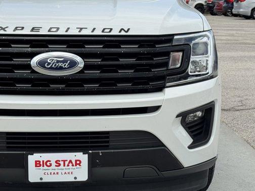 Star White Metallic Tri-Coat 2020 Ford Expedition XLT