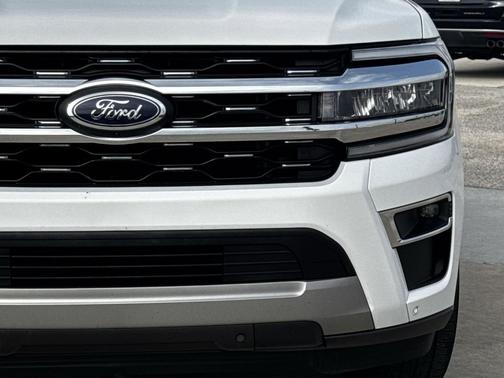 Oxford White 2024 Ford Expedition Limited