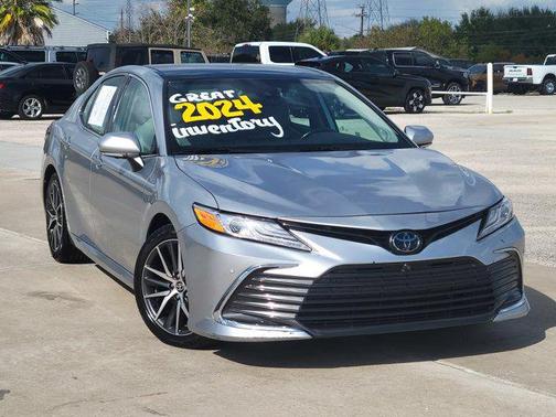 2024 Toyota Camry XLE