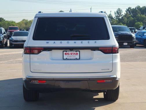 2022 Jeep Wagoneer Series II