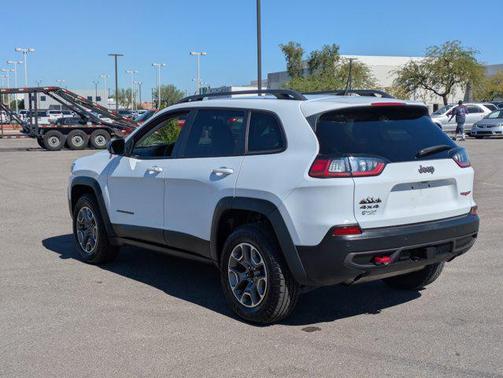 2021 Jeep Cherokee Trailhawk