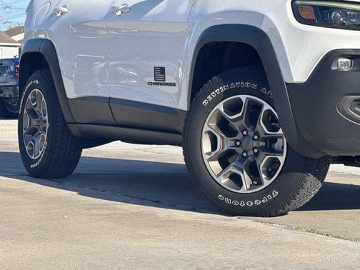 2021 Jeep Cherokee Trailhawk