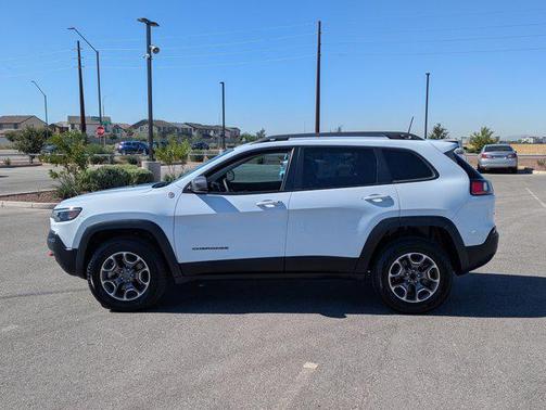 2021 Jeep Cherokee Trailhawk