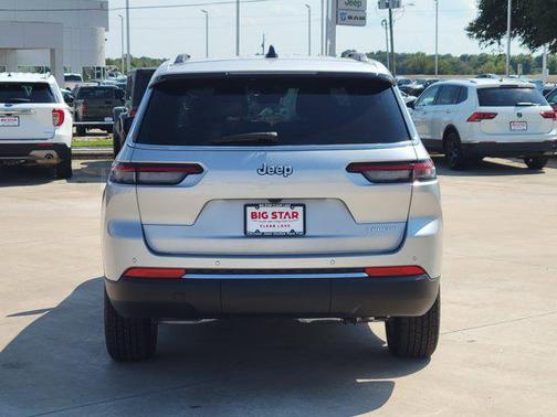 2025 Jeep Grand Cherokee L Laredo