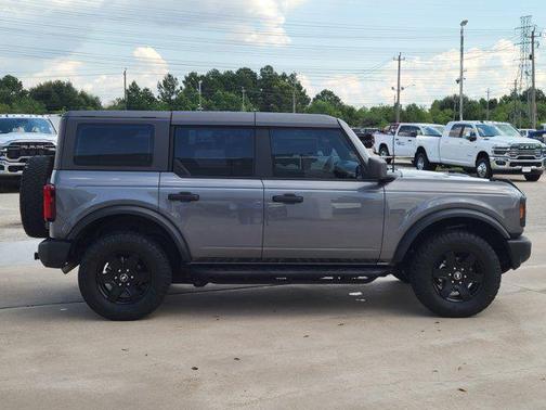 2023 Ford Bronco 4DR 4WD
