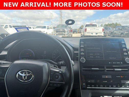 2019 Toyota Avalon Hybrid XSE