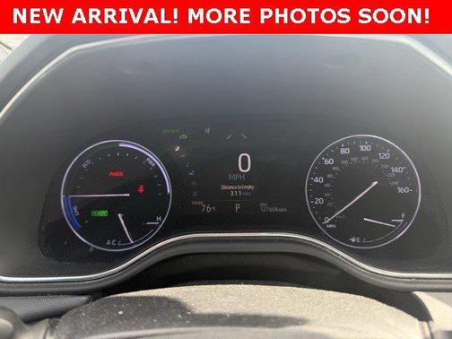 2019 Toyota Avalon Hybrid XSE