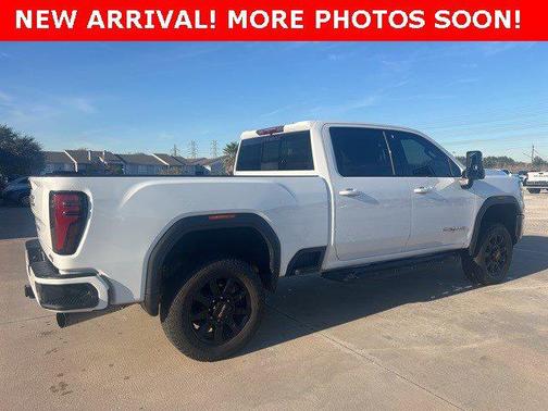 2024 GMC Sierra 2500 AT4