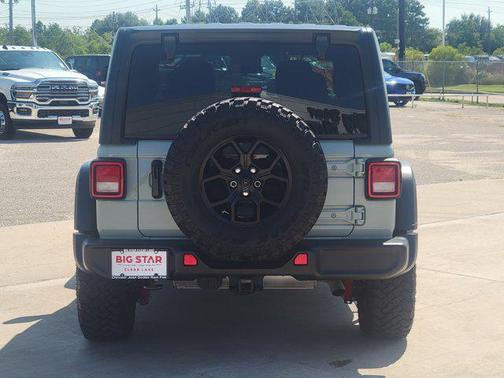 2024 Jeep Wrangler Willys