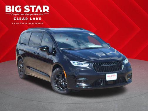 2025 Chrysler Pacifica Hybrid Premium