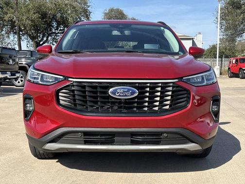 2023 Ford Escape Platinum