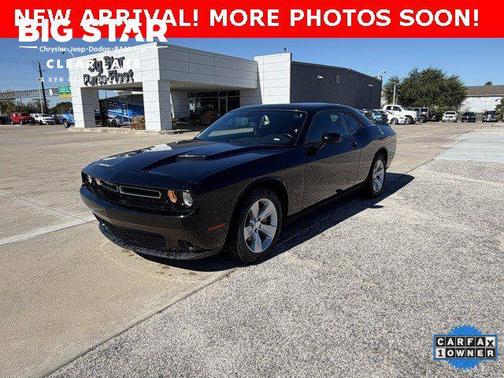 2023 Dodge Challenger SXT