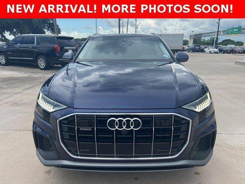 2021 Audi Q8 55 Premium Plus