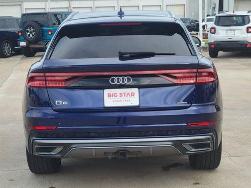 2021 Audi Q8 55 Premium Plus