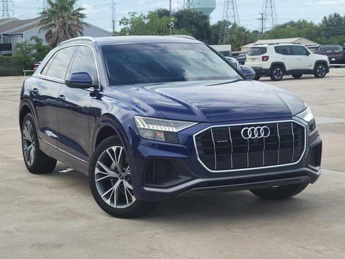2021 Audi Q8 55 Premium Plus