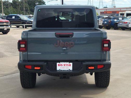 2025 Jeep Gladiator Mojave X