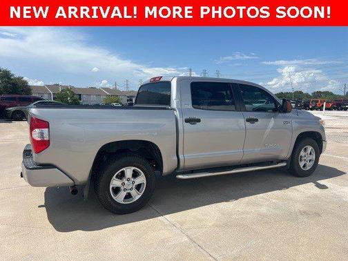 2016 Toyota Tundra SR5