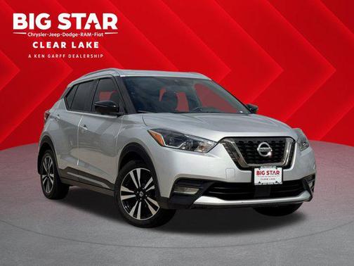 2020 Nissan Kicks SR