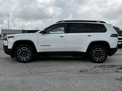 2026 Jeep Cherokee Laredo